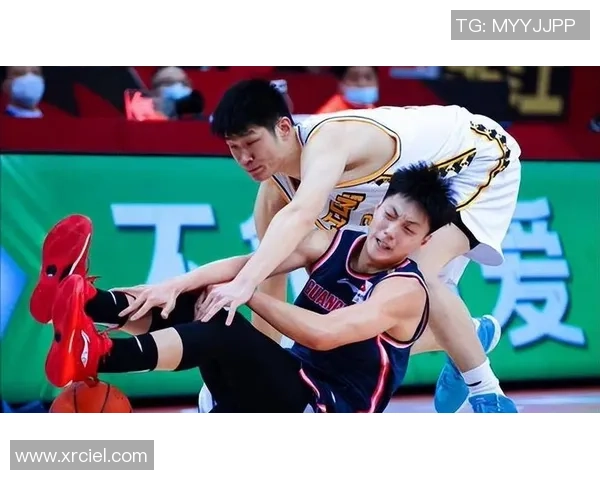 广东东莞银行男篮对阵浙江广厦男篮精彩赛事回顾与分析