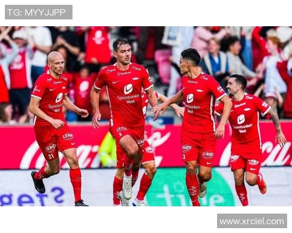 欧联资格赛布劳顿迎战海于格松争夺晋级名额的精彩对决 欧联资格赛布劳顿迎战海于格松争夺晋级名额的精彩对决