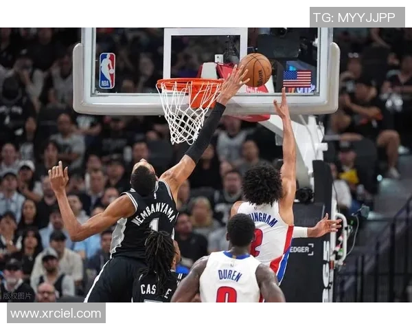 福克斯31+5+5罚球准绝杀马刺险胜戏法 小瓦25+6扳平球被帽